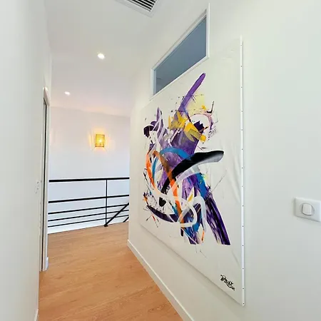 - Modern House - Ocean View -